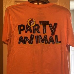 NWOT BUC-EE’s Tee